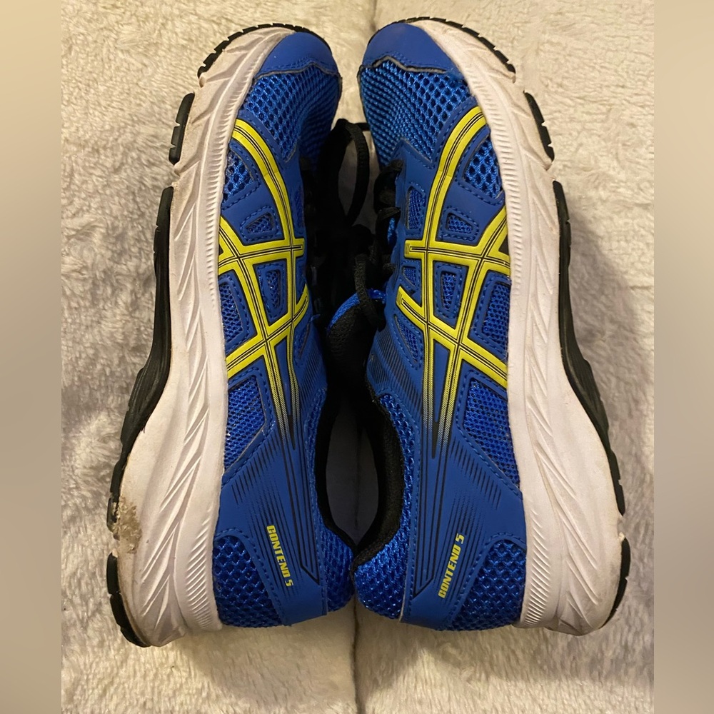 Blue and yellow ASICS Contend 5 running shoes